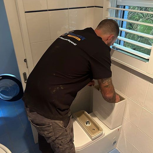 Same Day Toilet Plumbing Pros Across the Gold